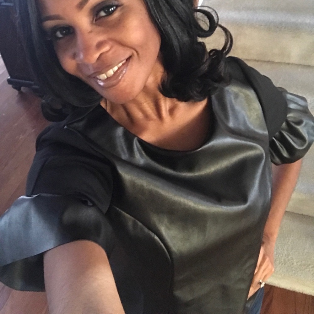 4/$24 Frilled Short Sleeve Top - Picture 2 of 2